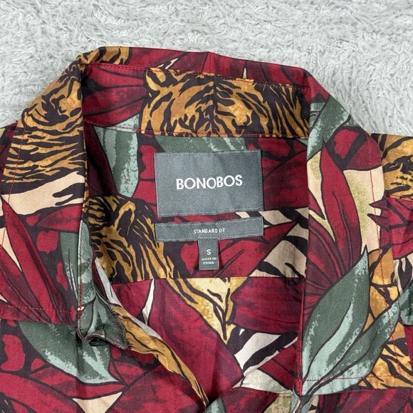 Bonobos Hawaiian Shirt Mens S Red Short‎ Sleeve Regular Fit Floral Print - Picture 3 of 7